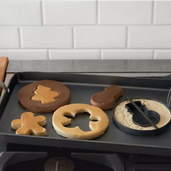 Williams Sonoma Amco Houseworks Nonstick Two Tone Holiday Pancake Molds Set of 3 - Picture 1 of 8